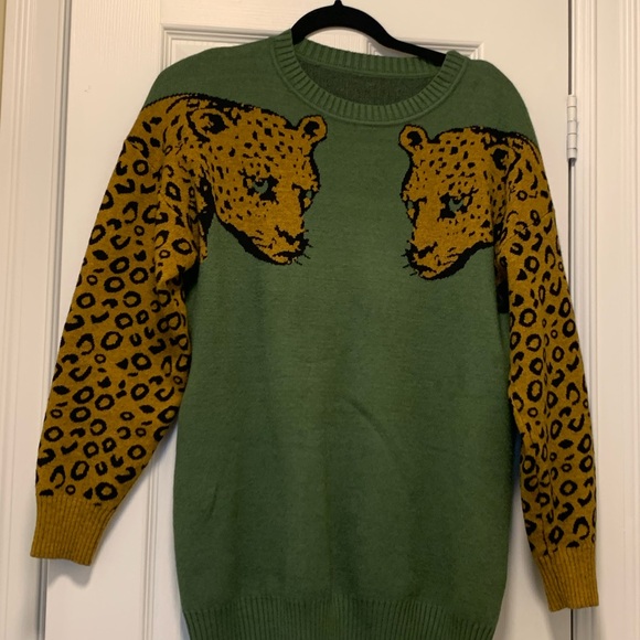 Unique Leopard Sweater - Picture 1 of 1